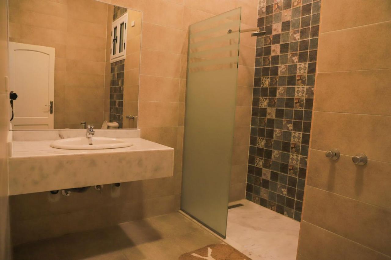 Royal Nile Villas - Pool View Apartment 2 ลักซอร์ ภายนอก รูปภาพ